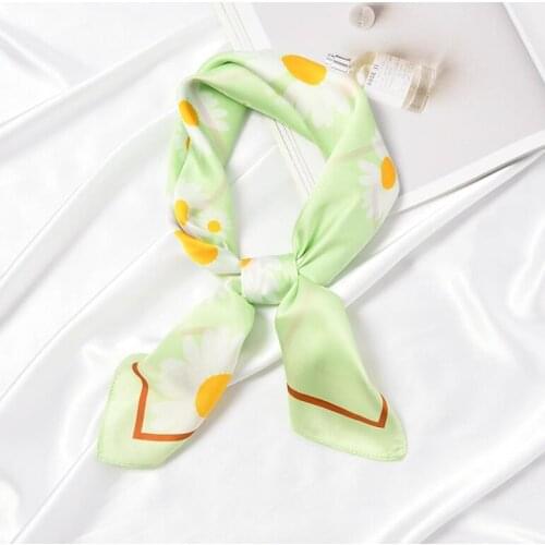 Yishine New 70x70cm Casual Dots Patchwork Print Satin Silk Scarf Female Women Fashion Style Head-Neck Soft Scarf for Girls