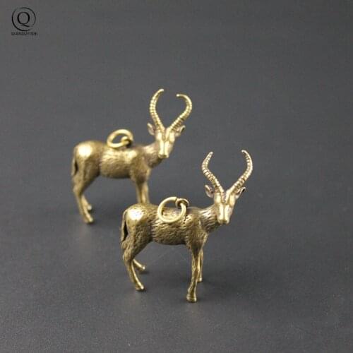 Delicate Brass Tibetan Antelope Key Chains Pendant Retro Small Ornaments Handmade Copper Table Desktop Decoration Trinket DIY