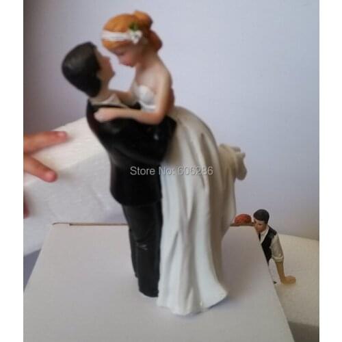 Wholesale 20pcs/LOT Funny Resin Bride and Groom Couple wedding cake topper Figurines