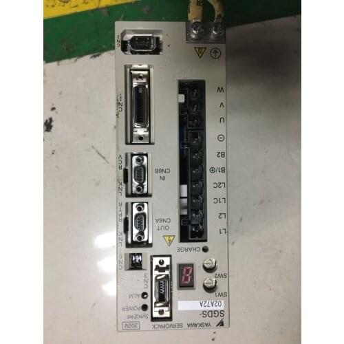 SGDS-02A72A servo driver, used one , 90% appearance new , test goods , free shipping
