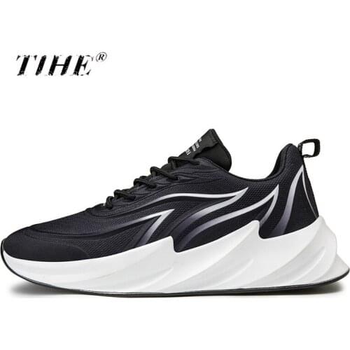 2019 New Arrival Tennis Shoes for Men Breath Mesh Shock Sneakers Gym Super Light Sport Jogging Man Leisure Shoes Tenis Masculino