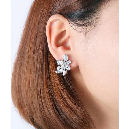 2021 SALE Fashion jewelry Earrings Female Crystal from Swarovskis For Woman Party gift Wedding jewelry