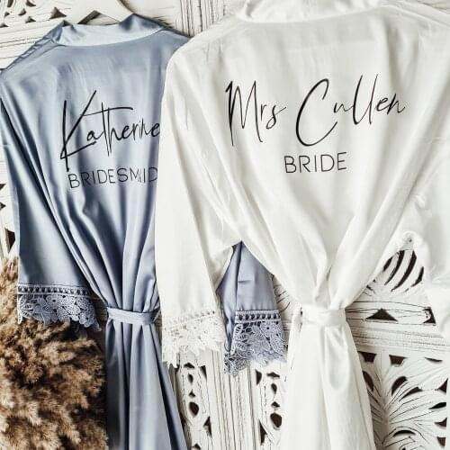Personalised Mrs. Lace Robe Bridal Party Robes Bridesmaid Gift Customized Mother of the Bride Robe Bridesmaid Satin Robes