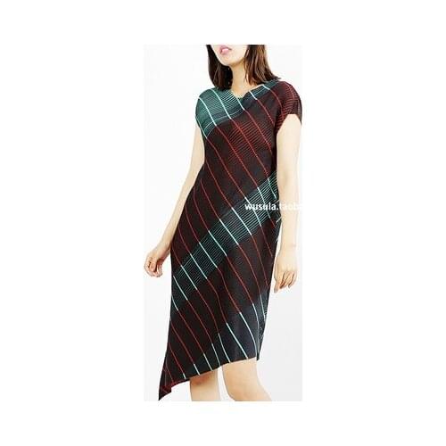 HOT SELLING Miyake pressure plait gradients show thin stripe dress irregular fold dress with short sleeves IN STOCK