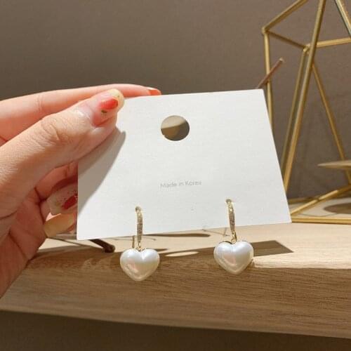 2020 New Fahion Womens Earrings Delicate Sweet Pearl Heart Earrings for Women Bijoux Korean Party Girl Jewelry Gifts Wholesale