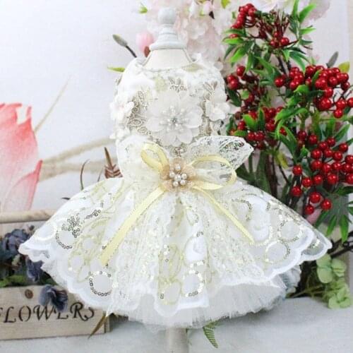 Handmade Luxury Embroidered Lace Puppy Dog Dress Fine Fashion Pearl Flower Bowknot Wedding Tutu Dress For Small Pet Dog Clothes