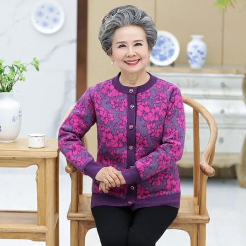 Winter Heating underwear for middle-aged elderly women cardigan with fleece and thick mothers autumn jacket+trousers suits