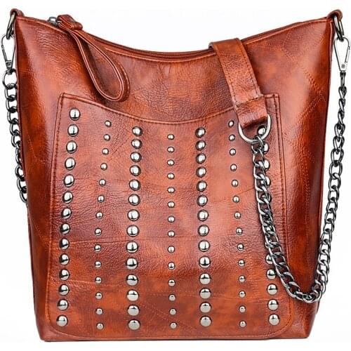 Shopper Tote Bucket Bag Fashion Womens Handbags Womens Soft Leather Handbag High Quality Rivet Women Shoulder Bag