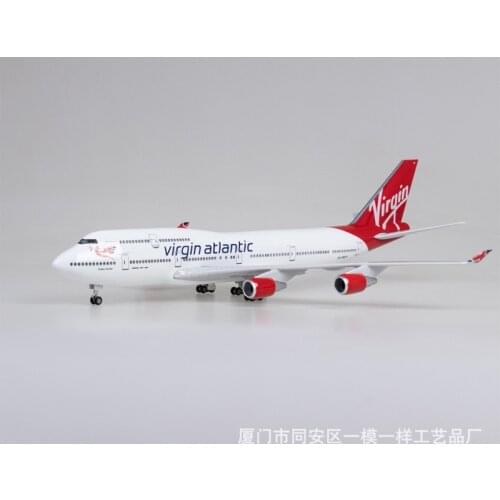 Virgin Atlantic Boeing 747 passenger aircraft model civil aviation aircraft simulation B747-400 with cabin lights