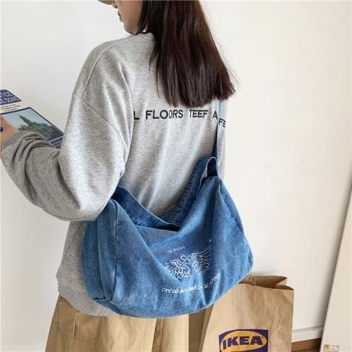 Large capacity messenger bag women 2021 new lazy wind canvas bag leisure Japanese embroidery denim Bag Shoulder Bag