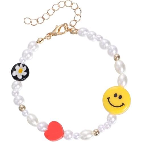 Kpop Fashion Beaded Pearl Bracelet Acrylic Smile Flower Bracelets for Women Popular Temperament Red Love Bracelet Jewelry