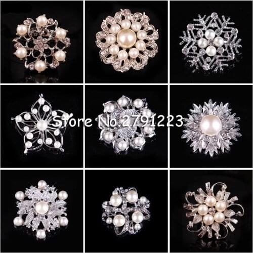 30pcs Variety mix Styles Fashion Rhinestone Crystal Brooches Silver / Rose Gold Brooch Pins For Wedding