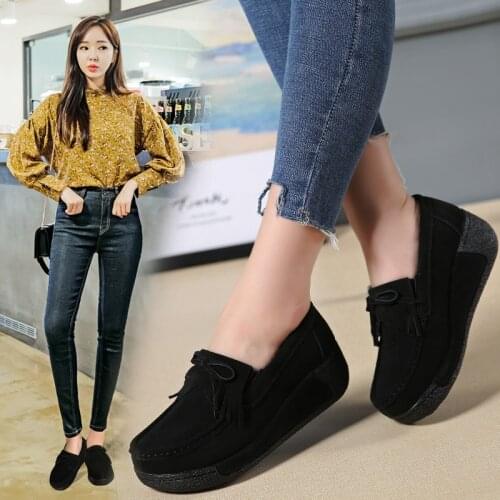 Autumn and Winter New Womens Leather Shoes Suede Leather Platform Thick Bottom Shoes Non-Slip Soft Bottom Casual Shoes Women