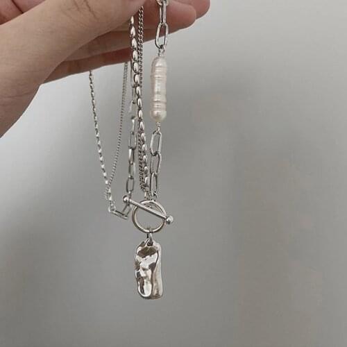 Irregular Pearl Buckle Necklaces for Women Temperament Korean Hot Niche Design Accessories Pearl Necklace