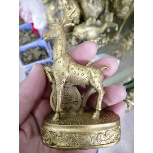 Antiguo chino exquisita estatua de ciervo de latón para recoger tesoro. Recoger los mejores productos