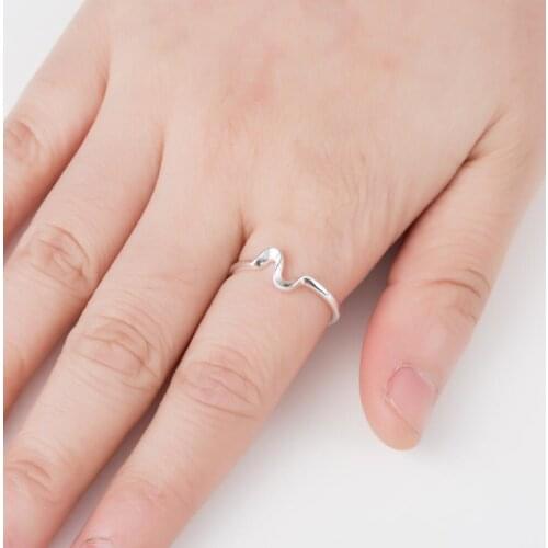 Yiustar Rounds Wave Ring Fashion Brand Jewelry For Women Wholesale Top Quality Fashion Jewelry Wedding Bands