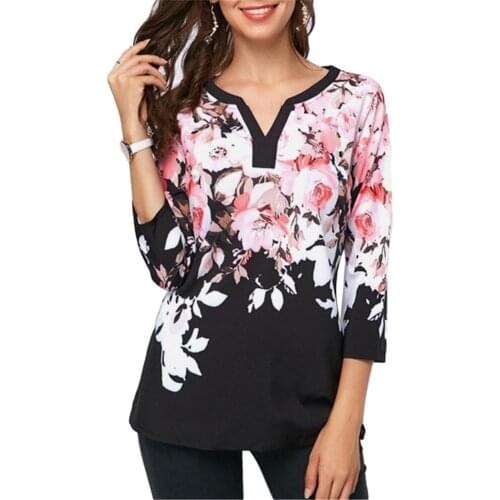 Plus Size Stylish Women Solid Color 3/4 Sleeve V Neck Floral Print Slim T-shirt Plus Size Stylish Women Floral Print Slim Tshirt