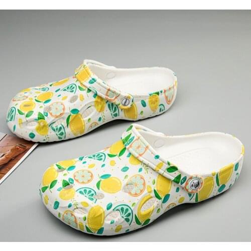 LLUUMIU Summer sandals women Fashion Beach Sandals Couple Rainbow Women Clogs Sandals Ultralight Big Size 46 47 Garden Sandals