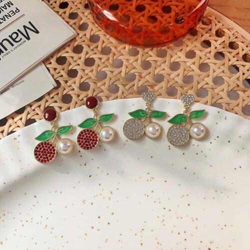 Origin Summer Korean Asymmetric Red White Cherry Dangle Earring for Women Bling Bling Rhinestone Imitation Pearl Earring Jewelry