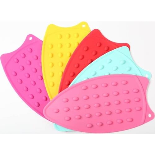 Silicone 1 PC Flexible Ironing Blanket Heat-resistant Dotted Bubbled Portable Iron Rest Pads Ironing Board Pad