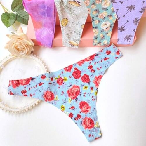 Hot Girl Seamless Thong Ice Silk Sexy Underwear Panties Women Low Rise Thin Pattern Print Flower Soft G-String Female Briefs