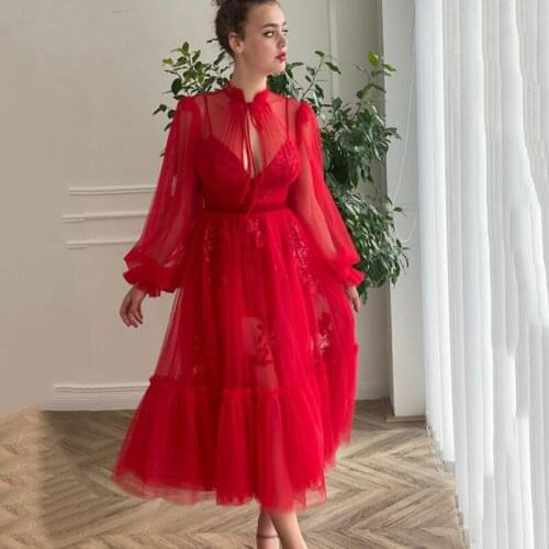 Red Short Wedding Dresses 2021 Puff Long Sleeve Bride Dress Tulle Tea Length Wedding Gowns Lace Vintage Vestido de Noiva Curto