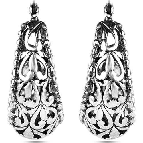 Huitan Ethnic Style Women Hoop Earrings Hollowed-out Pattern Elegant Accessories Daily Wearable Versatile Female Earring Jewelry