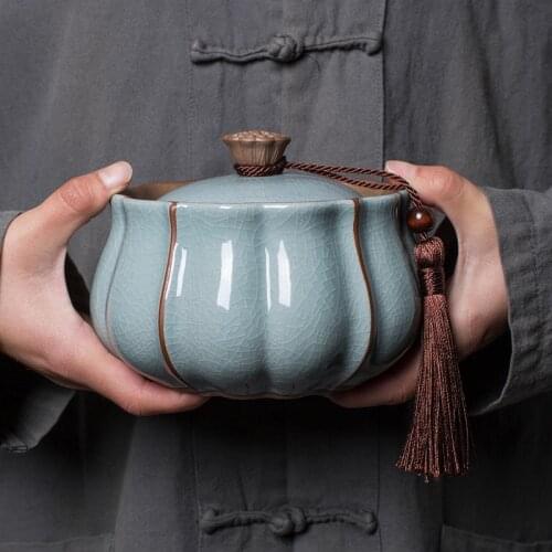 Cracked glaze lotus Fresh-keeping peanut spice Sauce Jar Tea Box tea Canister Porcelain candy jar ceramic sealed tank tea caddy