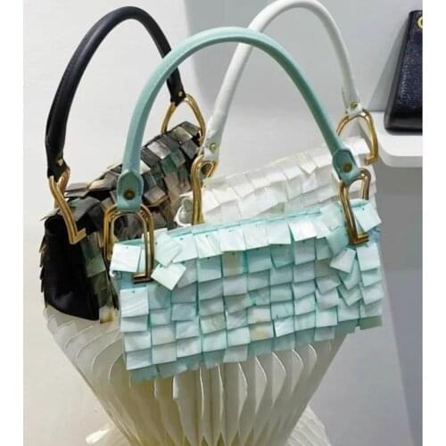 Designer Luxury Women Bags Pure Natural Shell Flakes Bead Chain Woven Bag Evening Bags Clutch Female Travel Holiday Handbag