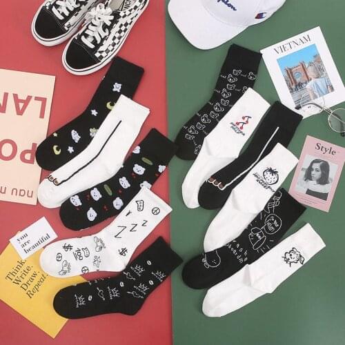 5 pairs New Fashion Women Cotton Socks Funny Socks Women Casual Cartoon Japanese Harajuku Skateboard Short Socks Size 35-42