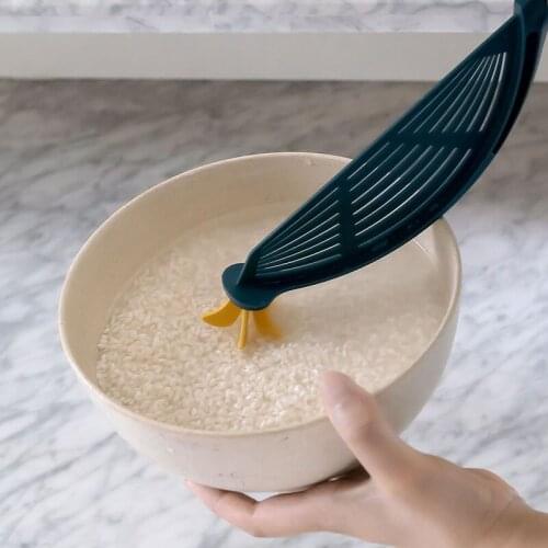 Hot Sale Cooking Rice Scoop Rice Sieve Household Cleaning Drainer Rice Brush Rice Stick PP Material Kitchen Accessories 2021