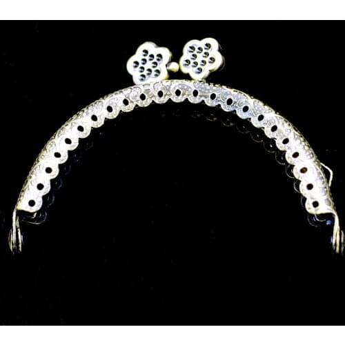 50PCS 8.5cm Arch Plum Bossom Head Ruffled Metal Purse Bag Frames Kiss Clasps Clutch Buckle Lock Handbag Handle Luggage Hardware