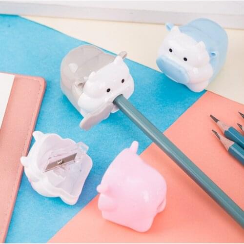Pencil Sharpener Primary School Student Mini Cute Manual Pencil Sharpener Portable Childrens Lovely Pencil Sharpener