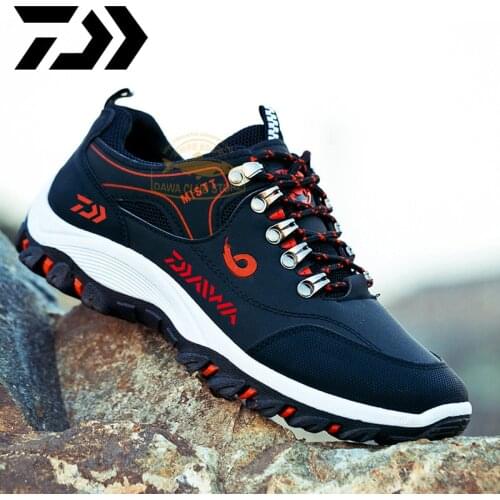 Daiwa Fishing Shoes Men Anti-skid Mountain Climbing Boots Outdoor Athletic Shoes Breathable Waterproof Anti-wear Fishing Shoes