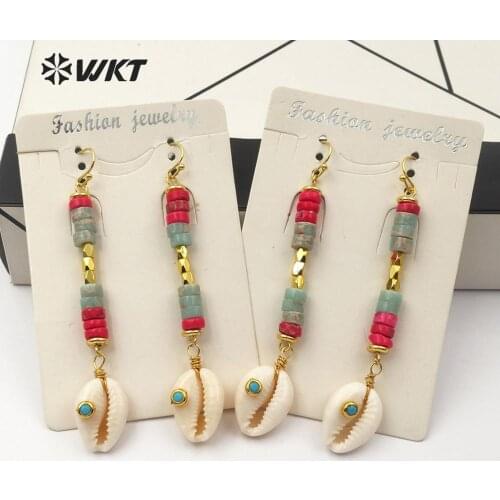 WT-E563 WKT Natural Cowrie With Colored Bean Pendant Earrings Women Fashion Earrings Jewelry Summer Beach Jewelry