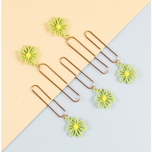6pcs daisy flower paper clips colored Bookmark Creative paperclip Notebook Memo note clip binder office Binding accessories