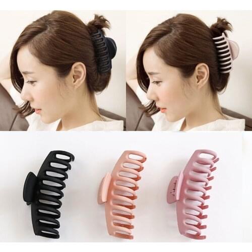 Dull Polish Hollow Out Acrylic Hair Claw Hairpin Simple Bath Makeup Hair Clips Candy Sweet Girls Hair Crab Hair Accessories