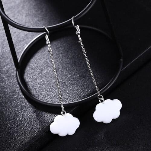 Womens Korean Fashion Cute Simple Style White Hanging Blank Cloud Pendant Earrings Chain Simple Ladies Ear Jewelry 2020 New