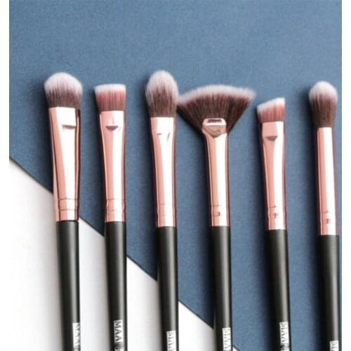 Professional Set Makeup Brush Facial Blush Eye Shadow Eyebrow Makeup Brush Lady Makeup Tool