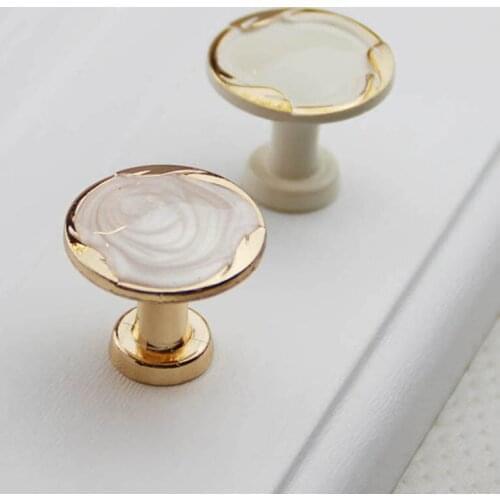 Handles for Drawers Cabinet Knobs Round Pull Vintage Wardrobe Nordic Style Decorate Handles for Doors Of Rooms Furniture Cabinet