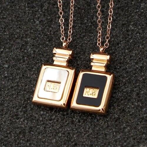 Fashion Stainless Steel Rose Gold Color Love Shell Perfume Bottle Square Pendant Necklaces Women Party Wedding Gift