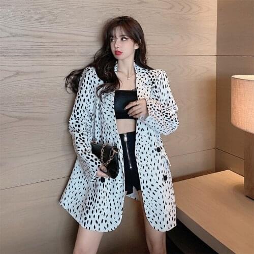 Temperament suit jacket autumn 2021 new womens high-level sense of leisure bright color cardigan loose fashion suit jacket