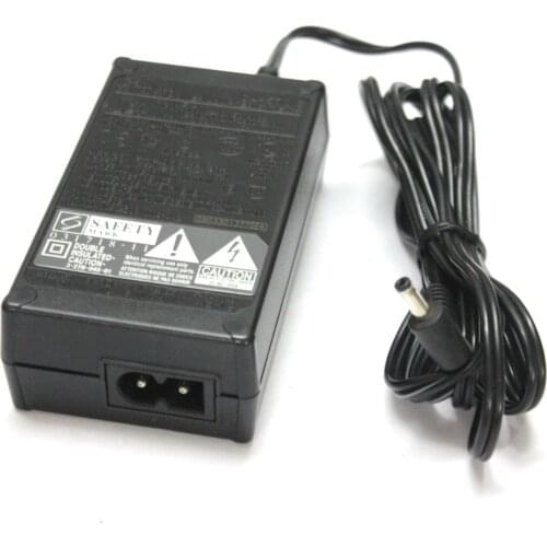 USED Genuine CA-570 S AC/DC 8.4V 1.5A Adapter Charger Power Supply for Canon FS46 FS406 306 FS37