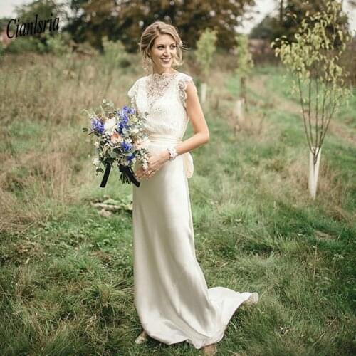 Vintage Lace Top V-Back Bohemian Country Wedding Dresses With Sashes Cap Sleeve Illusion Long Boho Bridal Wedding Dress