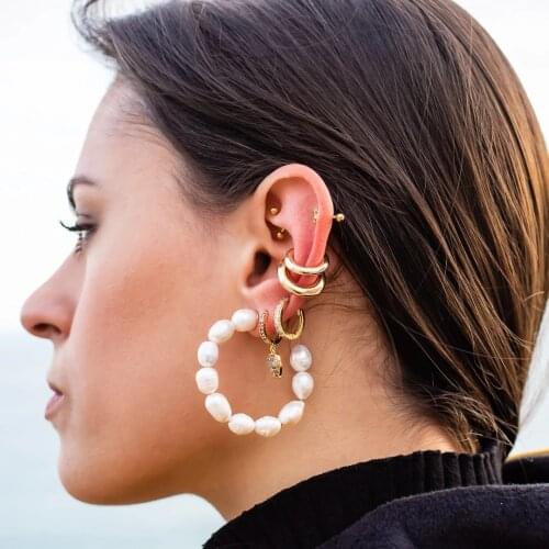 Fashion Pearl Stud Earrings Big Circle Earrings Trendy Elegant Simulated Pearl Ear Cuff Statement Earings for Women Boho Bijoux