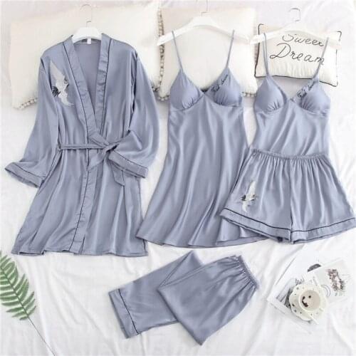 Women Pajamas 5 Pieces Satin Sleepwear Pijama Silk Home Clothing Red-crowned crane Embroidery Sleep Lounge Pyjama with Chest Pad