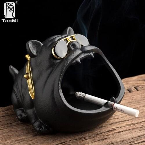 Household cartoon dog ashtray cute creative ceramic ashtray personality trend car windproof fly ash