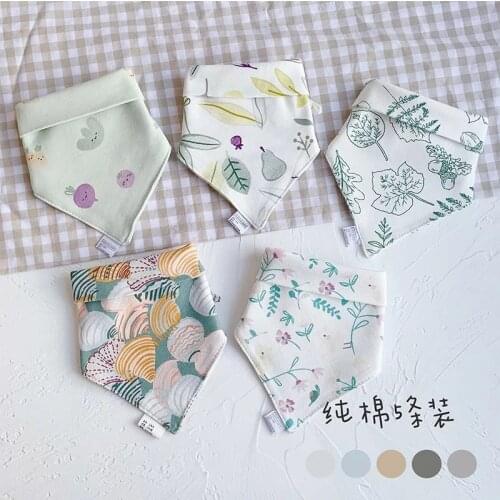 Ins Korean version of the new baby triangle scarf baby saliva towel trend wild combination 5-pack cotton soft bib