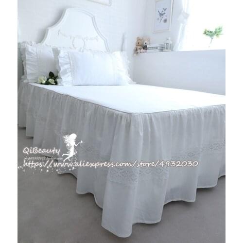 Exquisite Flounced Embedded Wide Lace Satin 100% Cotton Bed Sheet Bedspread Bed Skirt for Wedding Decoration Bed Cover