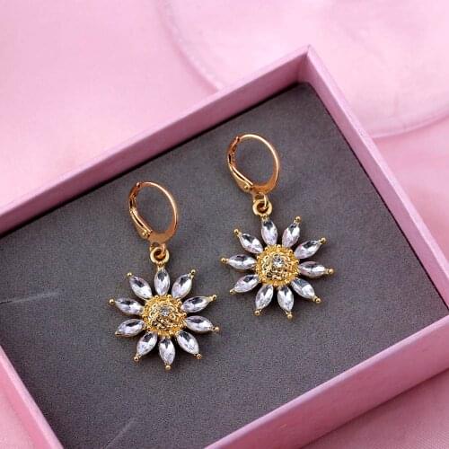 JJFOUCS Dangle Earrings